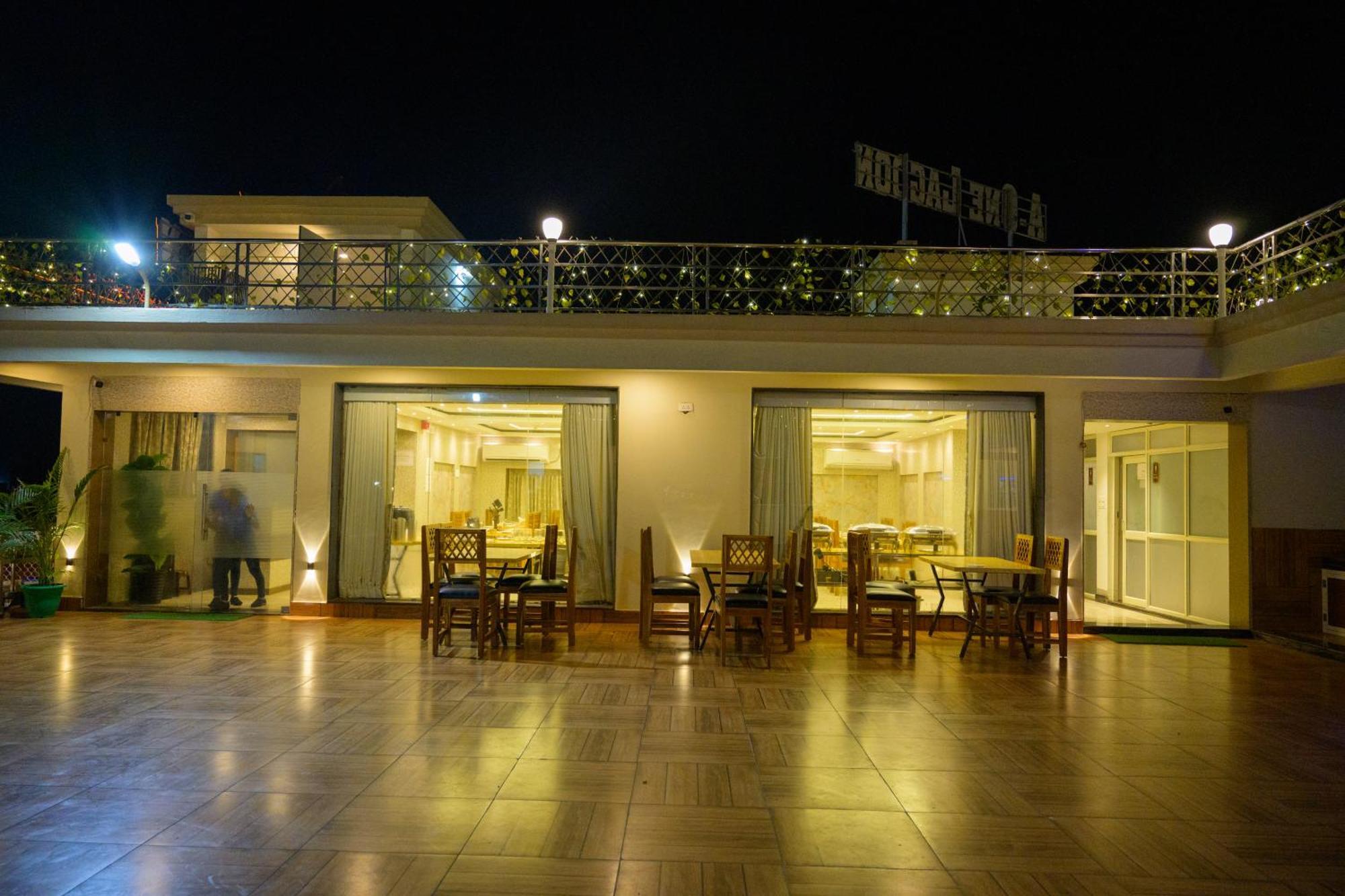Hotel A One Lagoon Puri Exterior foto