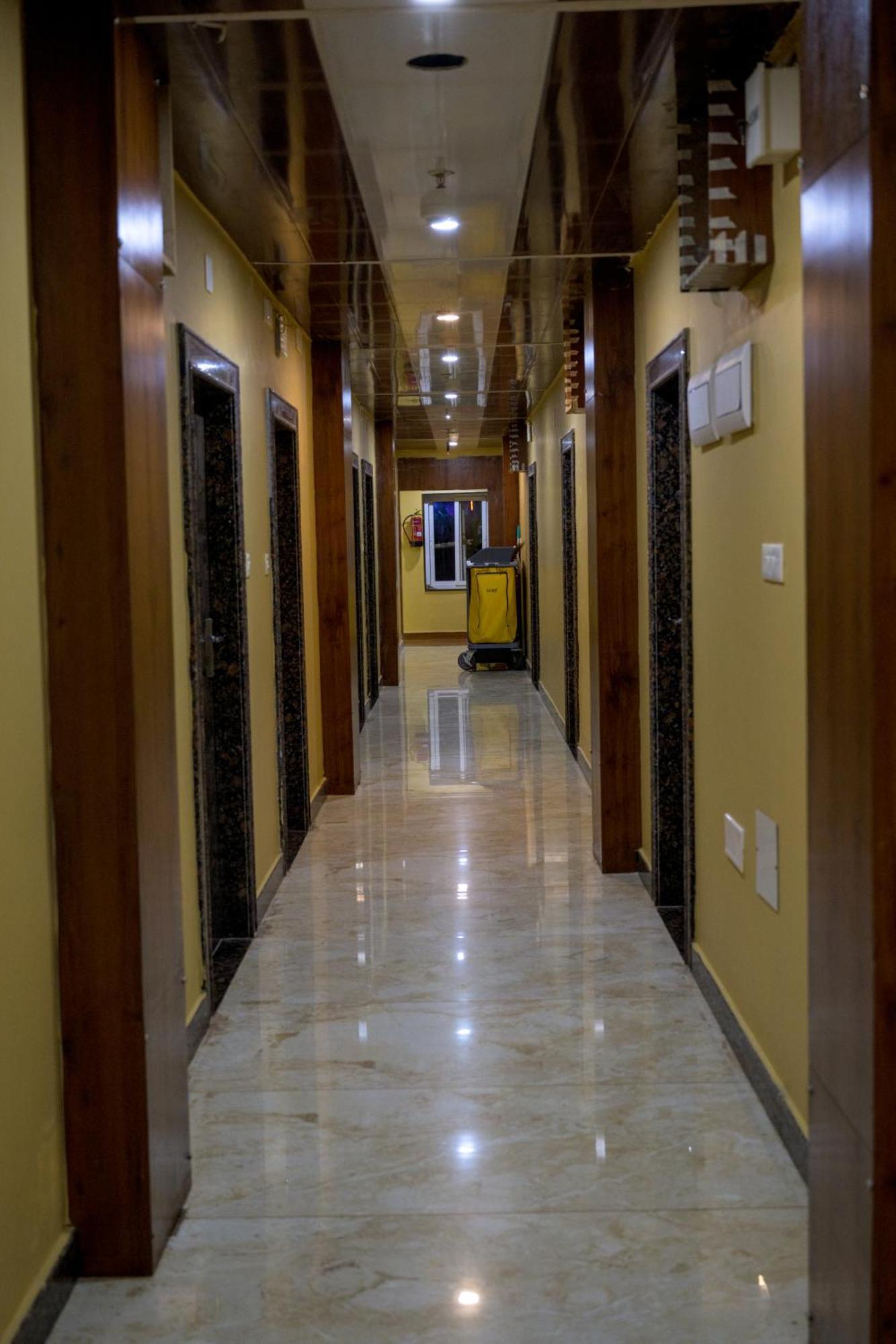 Hotel A One Lagoon Puri Exterior foto